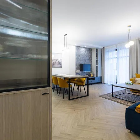 Victus Apartamenty, Klaudia